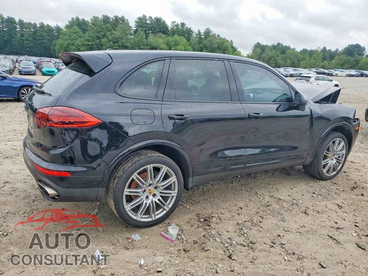 PORSCHE CAYENNE 2018 - WP1AA2A25JKA05471