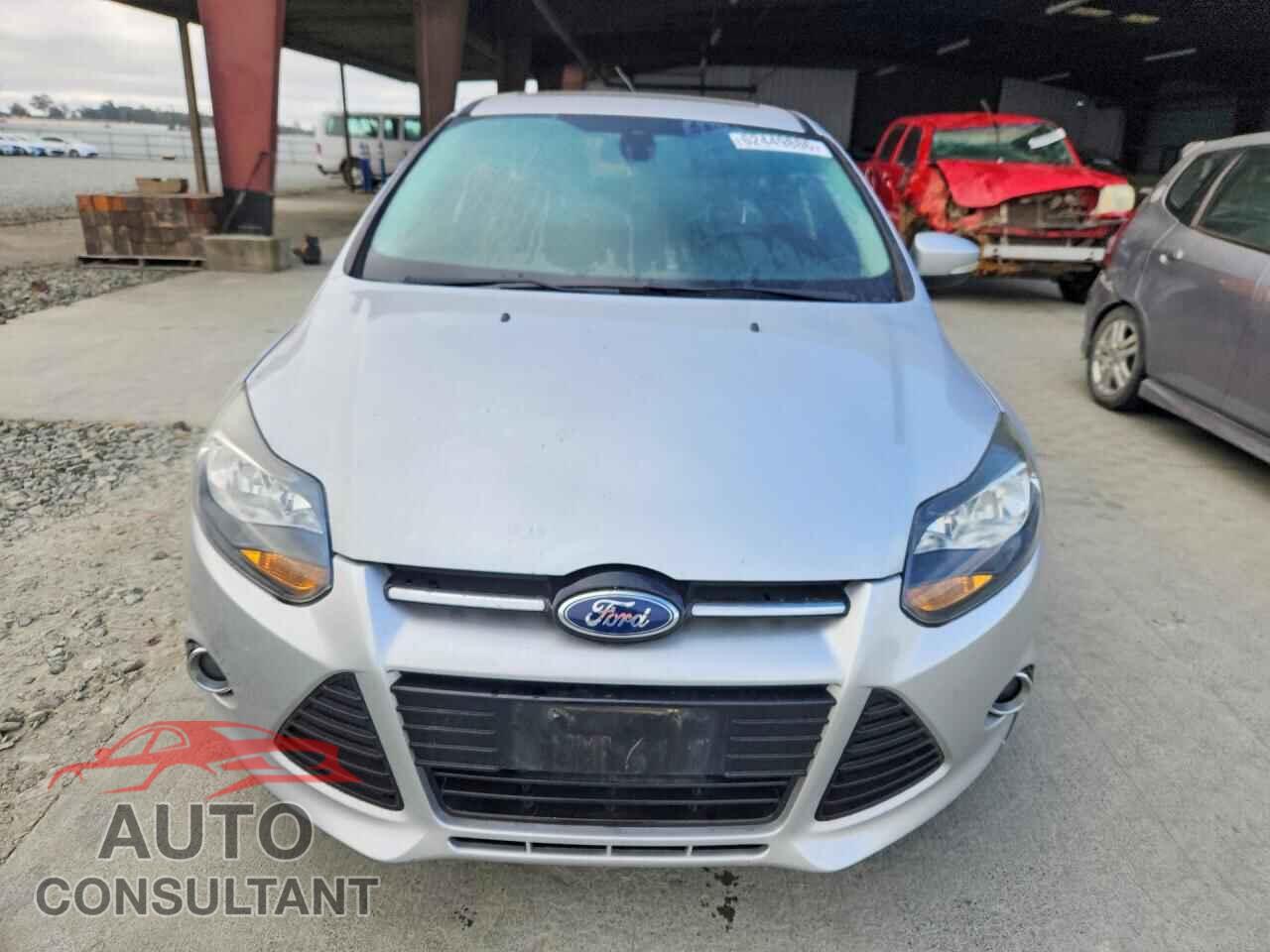 FORD FOCUS 2012 - 1FAHP3N23CL295341