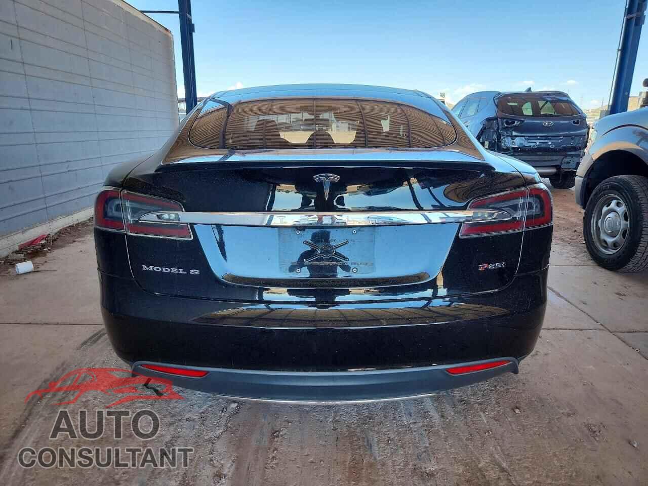 TESLA MODEL S 2013 - 5YJSA1DP0DFP15418