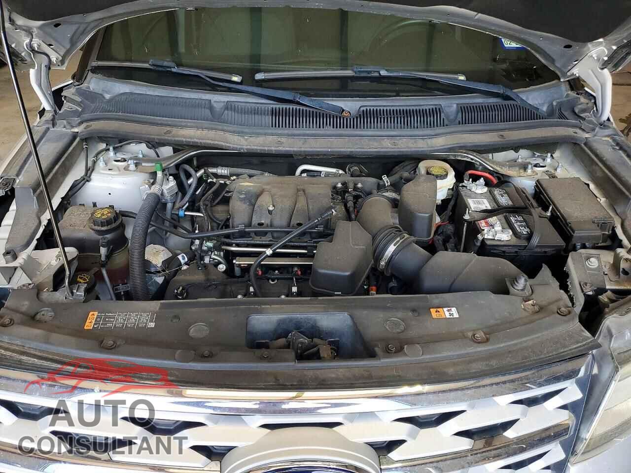 FORD EXPLORER 2018 - 1FM5K7D86JGC85610