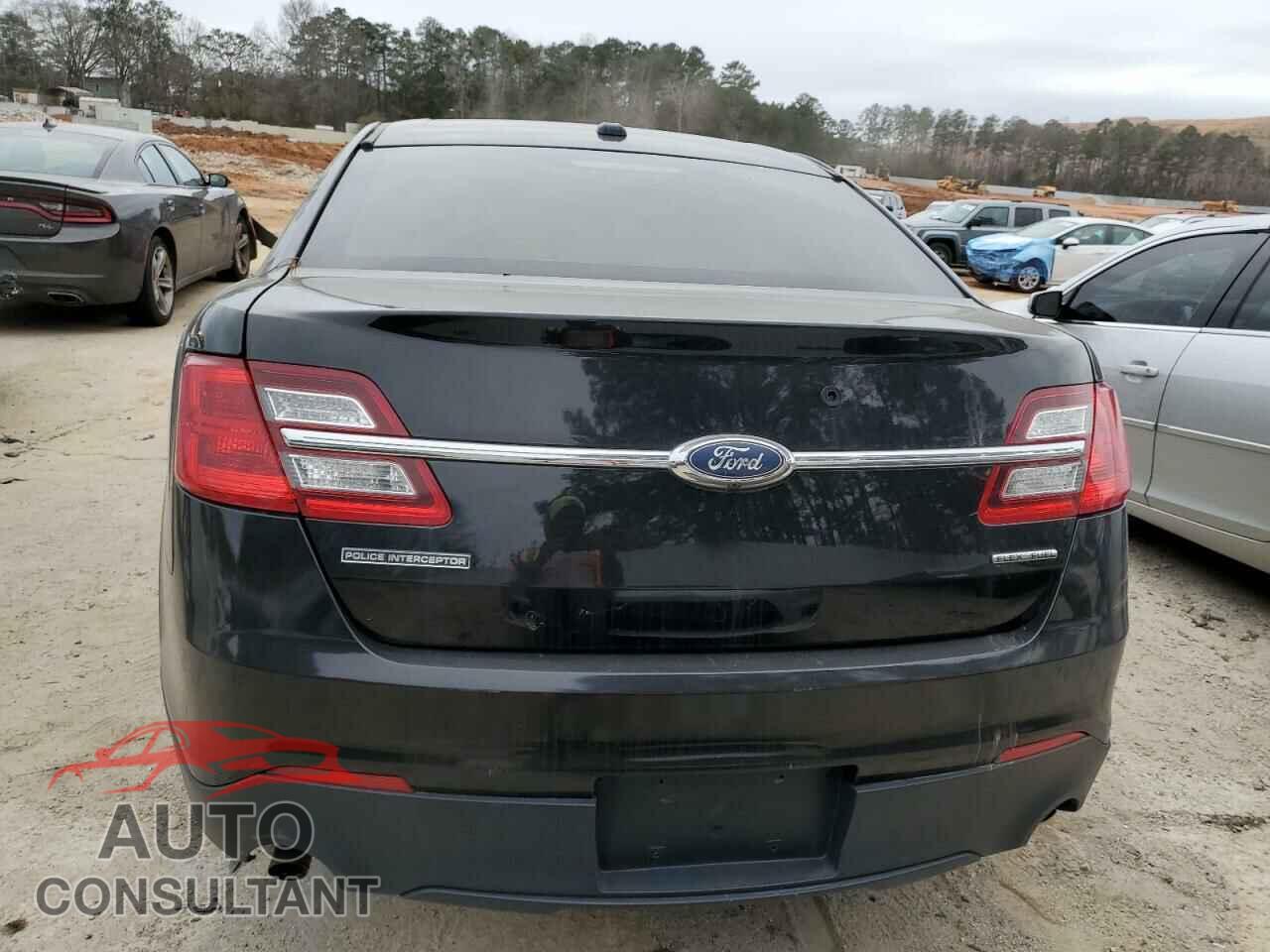 FORD TAURUS 2016 - 1FAHP2L82GG133801
