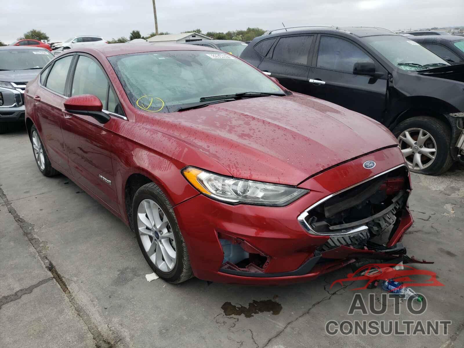 FORD FUSION 2019 - 3FA6P0LU8KR263902