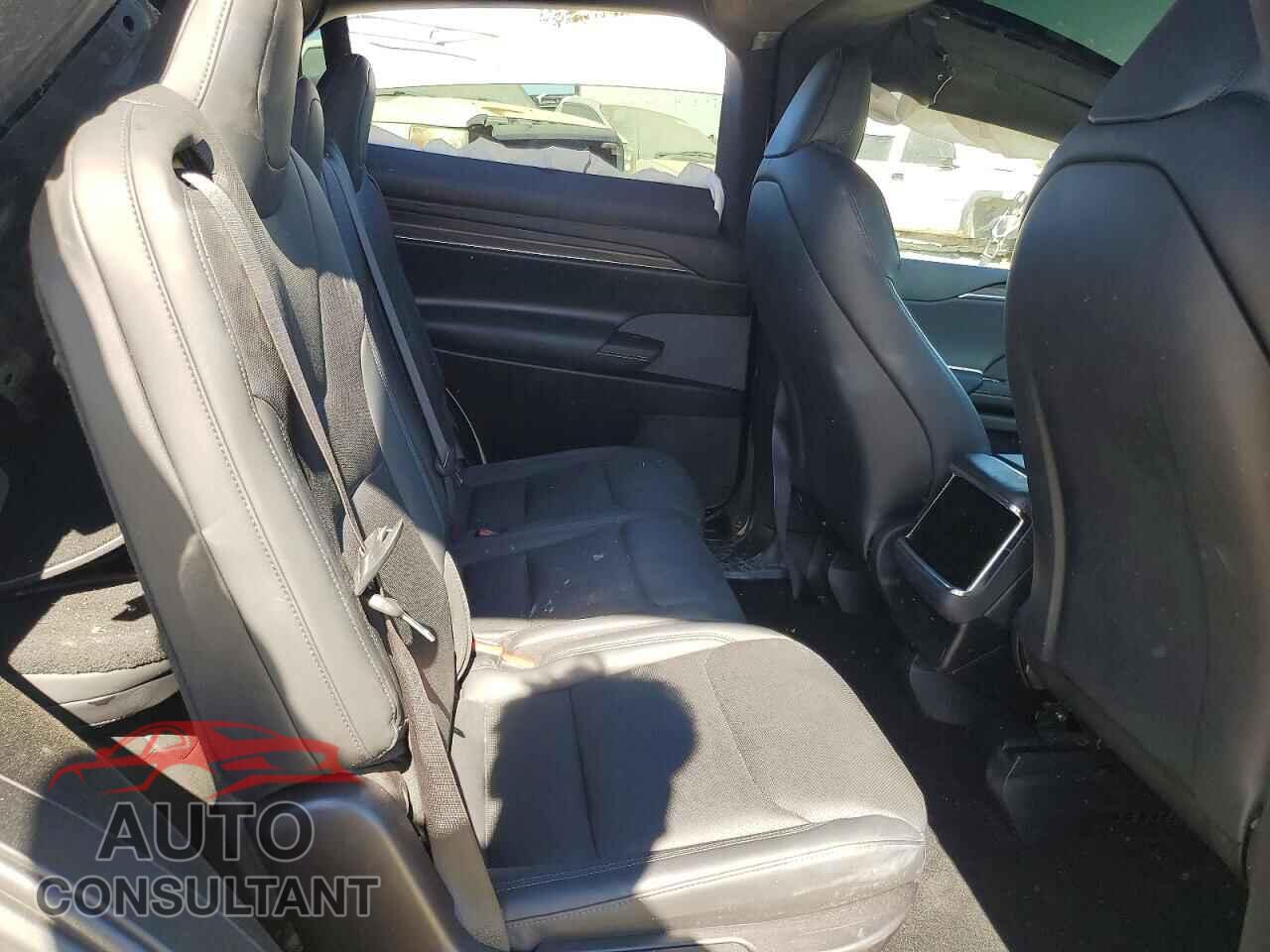 TESLA MODEL X 2023 - 7SAXCAE53PF386380