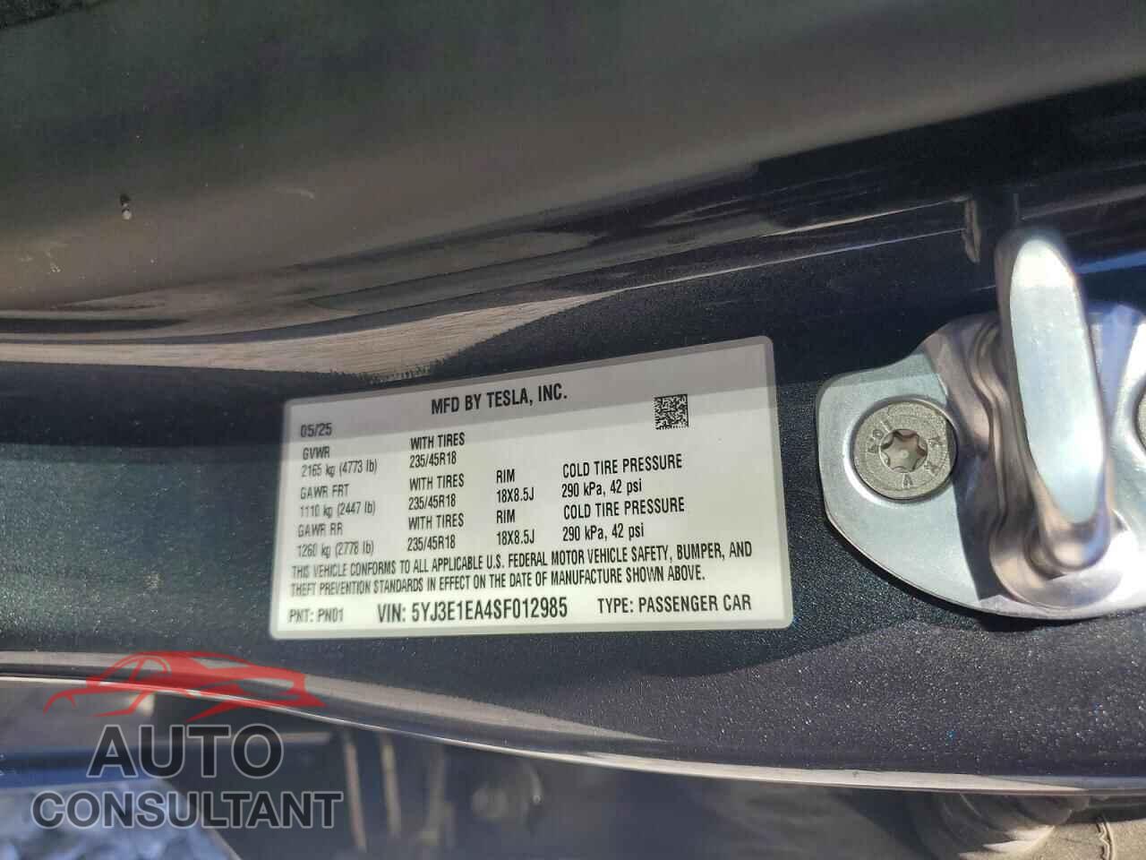 TESLA MODEL 3 2025 - 5YJ3E1EA4SF012985