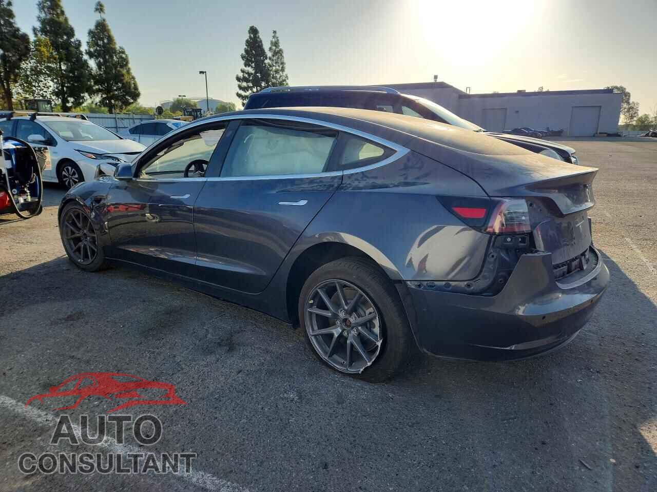 TESLA MODEL 3 2018 - 5YJ3E1EA3JF157661