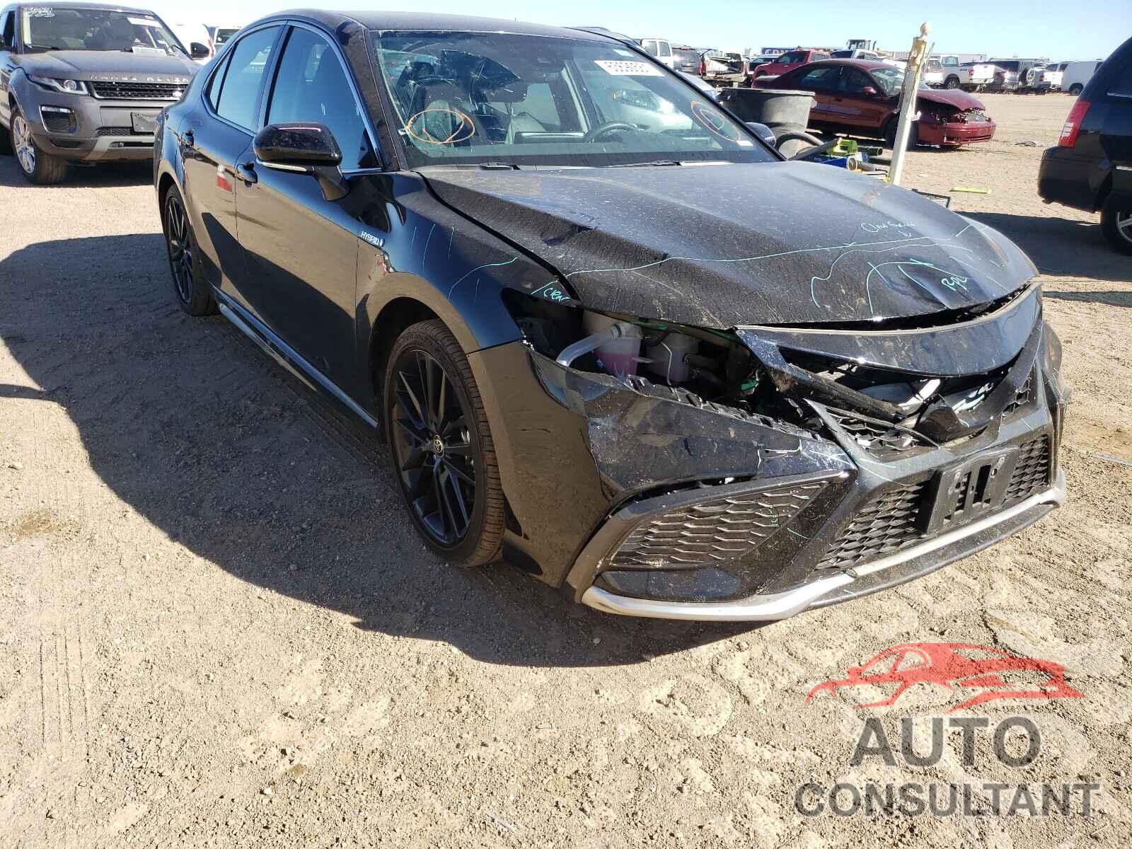 TOYOTA CAMRY 2021 - 4T1K31AK1MU024534