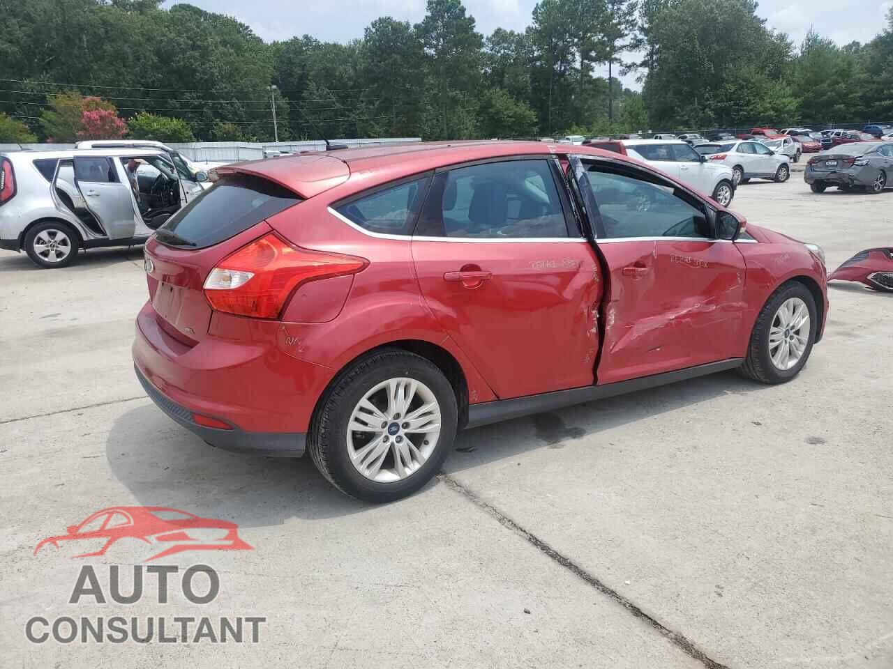 FORD FOCUS 2012 - 1FAHP3M2XCL160553