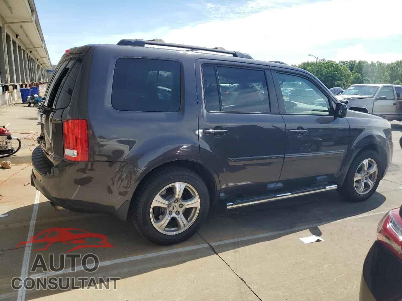HONDA PILOT 2013 - 5FNYF4H51DB066671