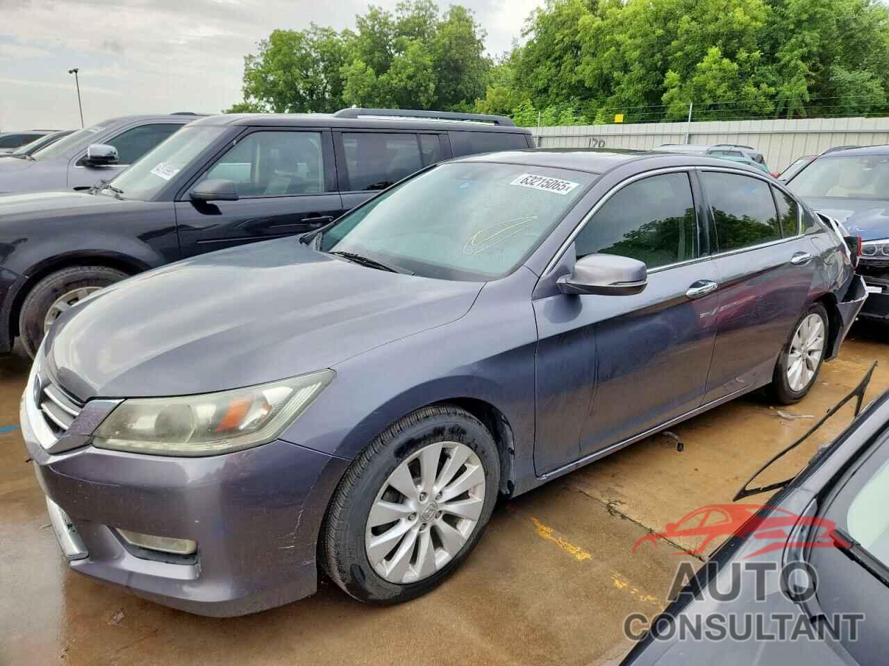 HONDA ACCORD 2013 - 1HGCR3F88DA015302