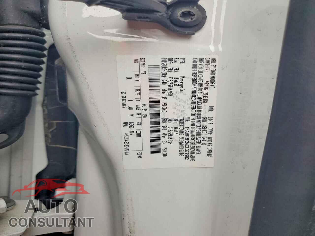 FORD FOCUS 2012 - 1FAHP3F24CL377982