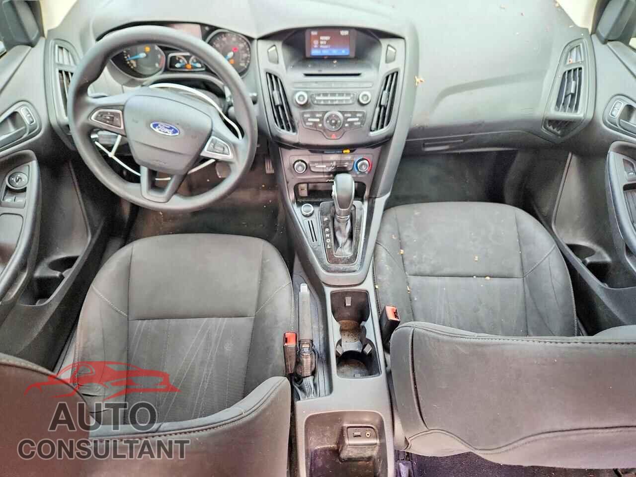 FORD FOCUS 2017 - 1FADP3E27HL202441