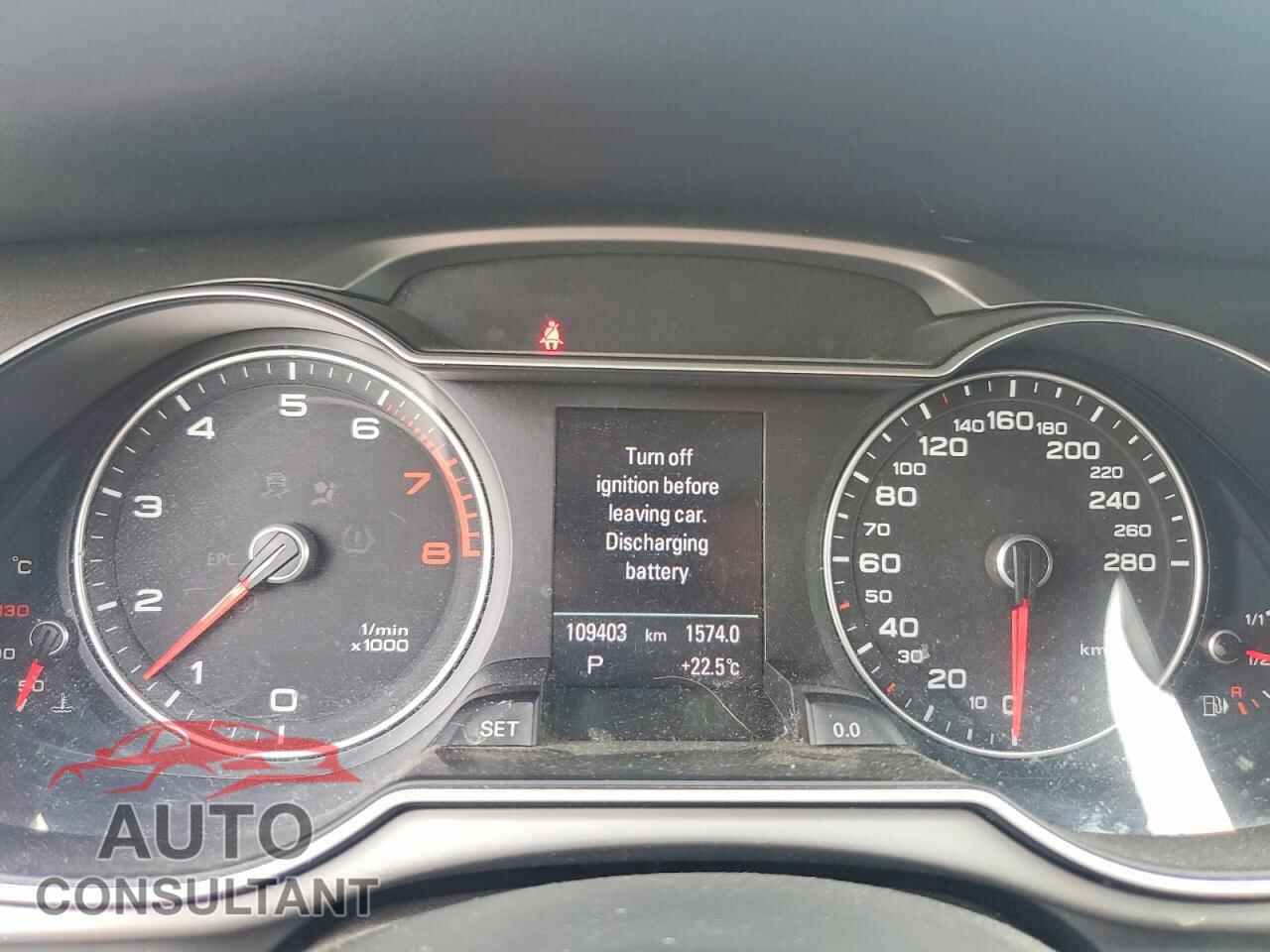 AUDI A4 2013 - WAUKFCFL4DN031705