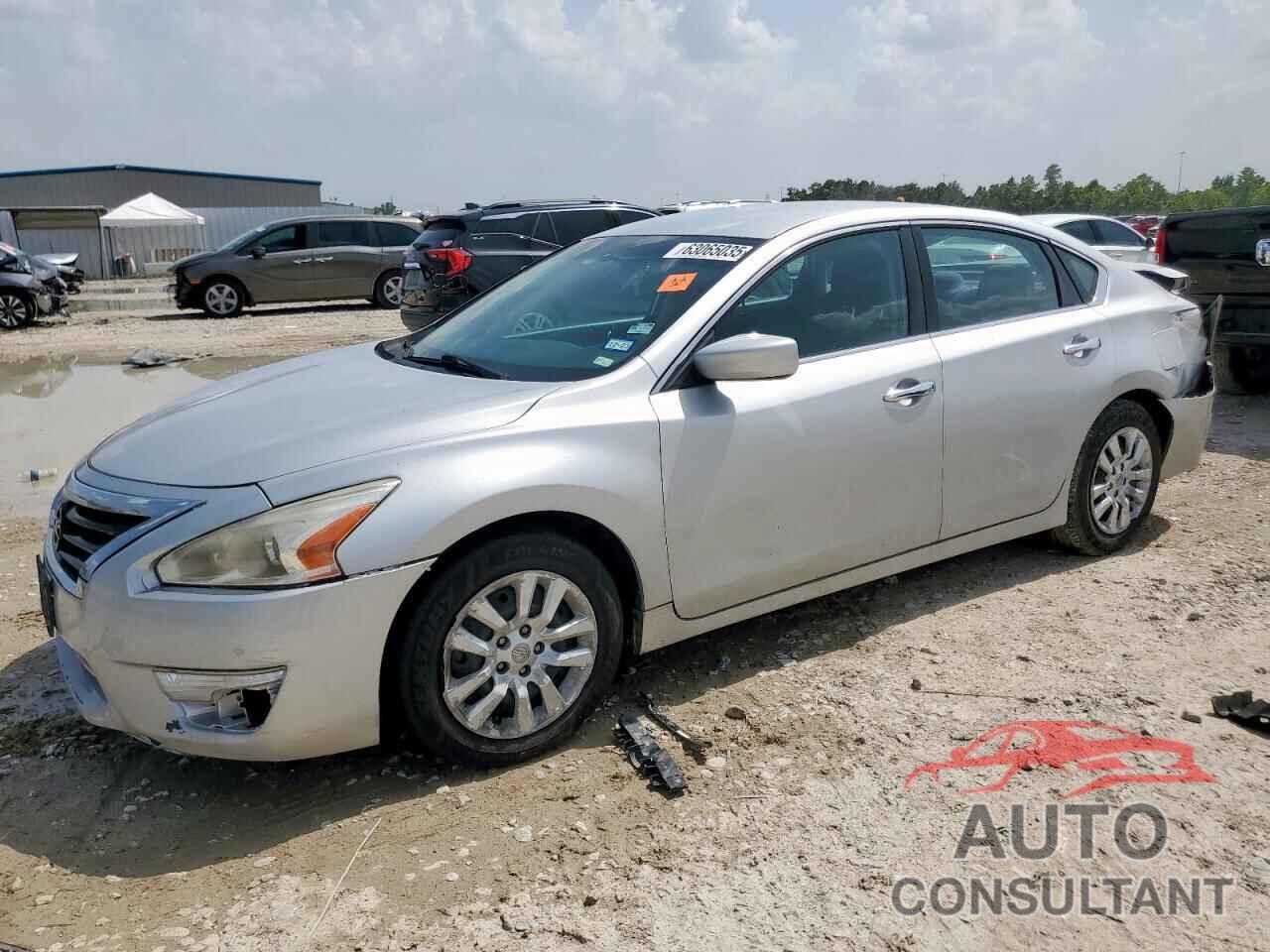 NISSAN ALTIMA 2015 - 1N4AL3AP0FC242843