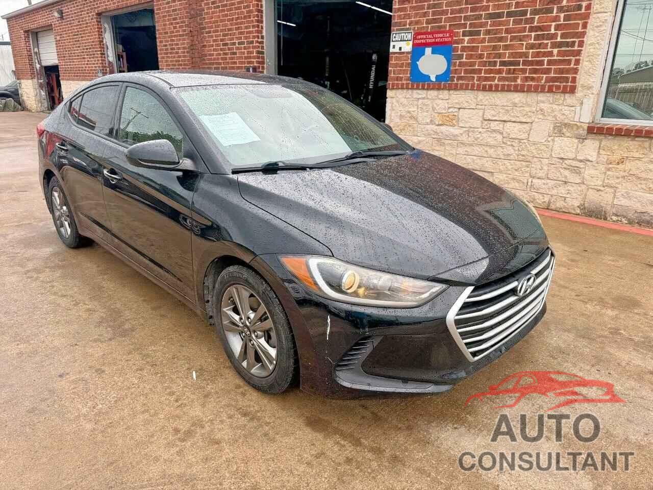 HYUNDAI ELANTRA 2018 - 5NPD74LF0JH396519