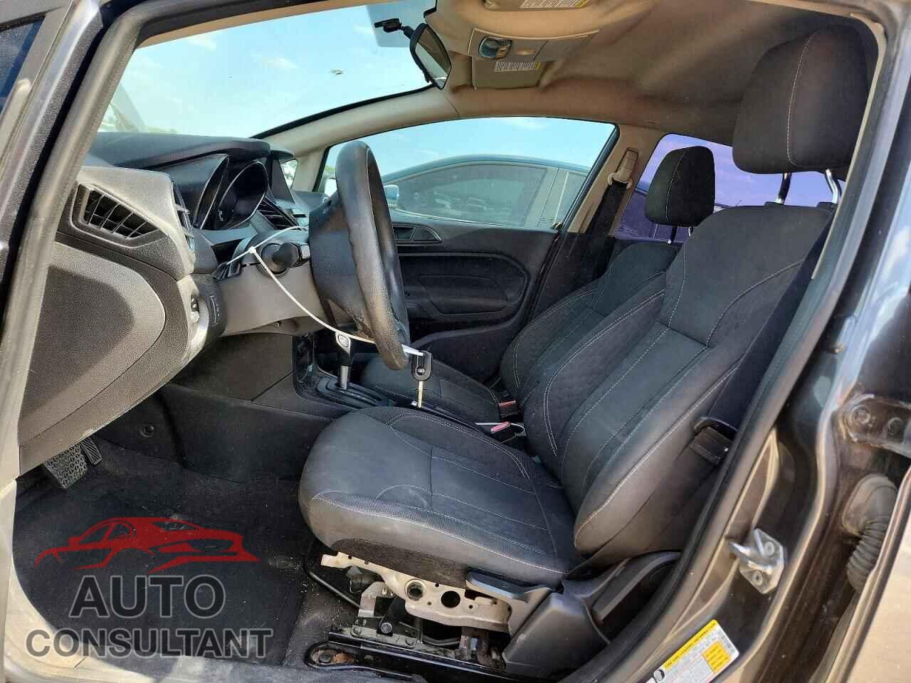 FORD FIESTA 2019 - 3FADP4EJ9KM165668