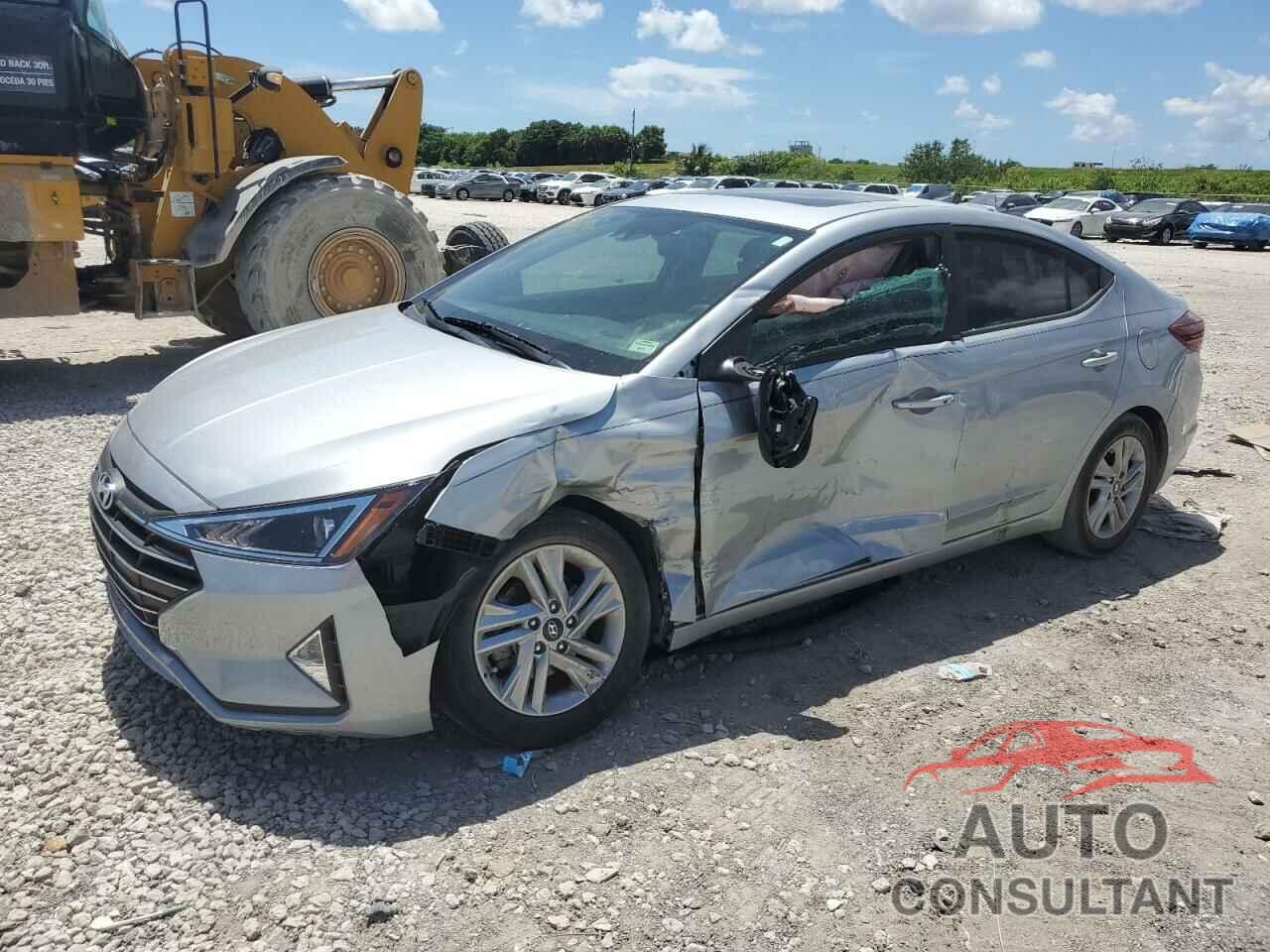 HYUNDAI ELANTRA 2020 - KMHD84LF6LU940569