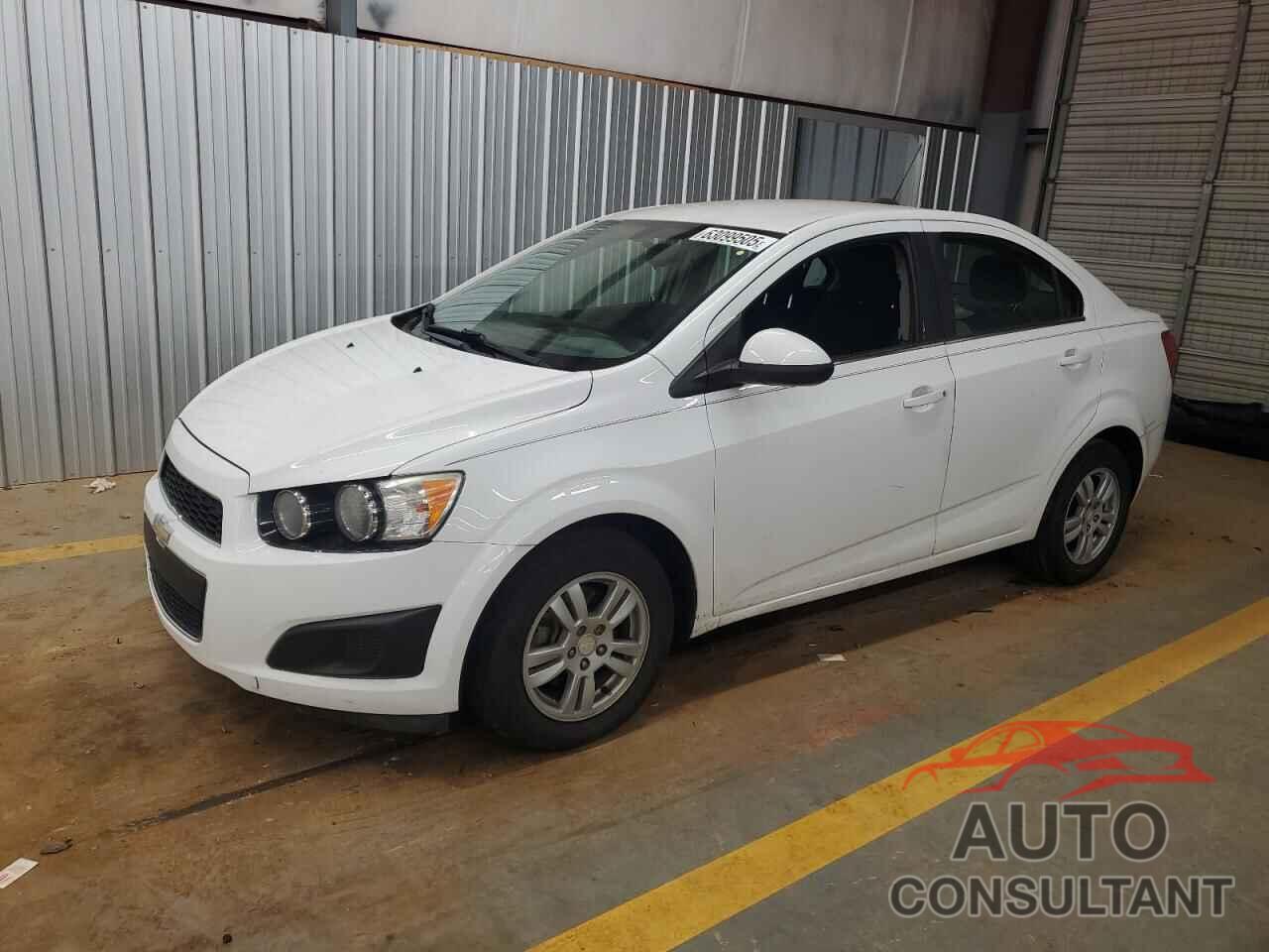 CHEVROLET SONIC 2015 - 1G1JC5SH9F4220887