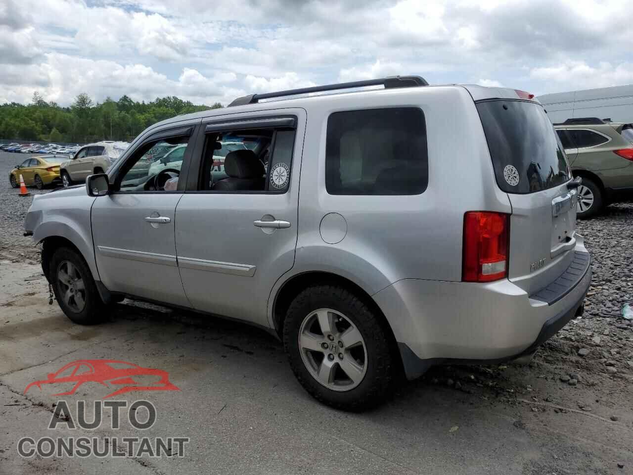 HONDA PILOT 2011 - 5FNYF4H78BB102905