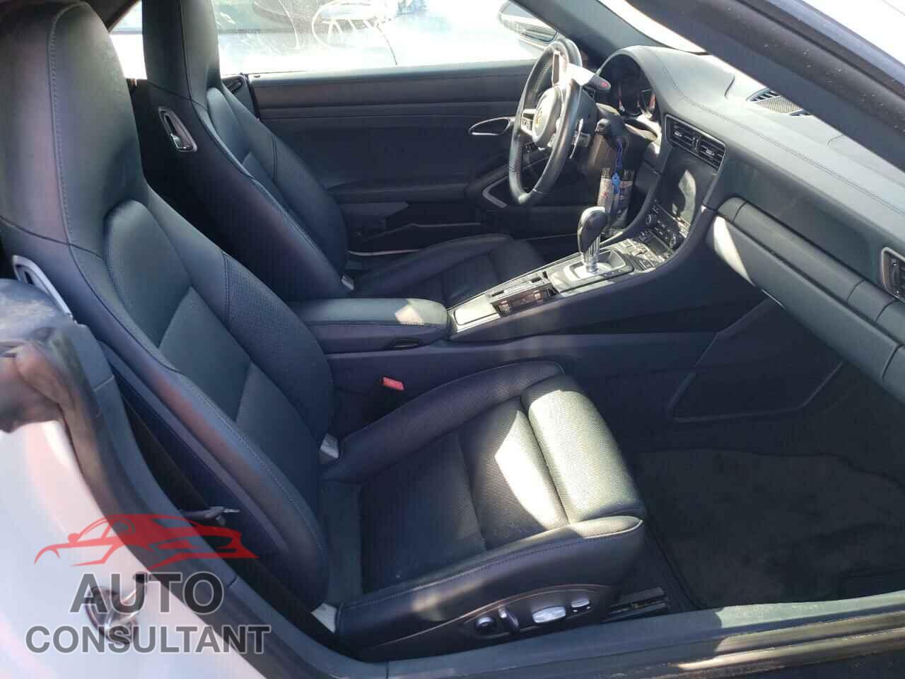 PORSCHE 911 2017 - WP0CB2A94HS155635