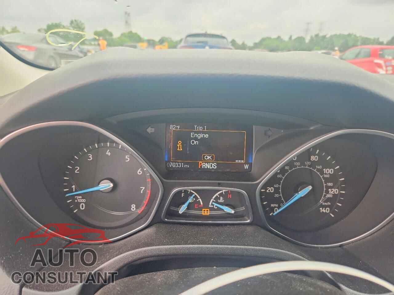 FORD FOCUS 2016 - 1FADP3F23GL225857