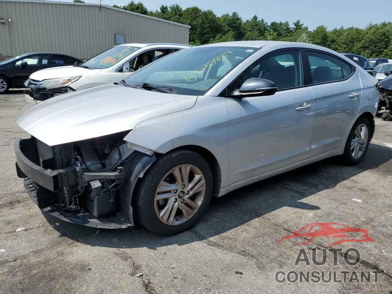 HYUNDAI ELANTRA 2019 - 5NPD84LF7KH485180