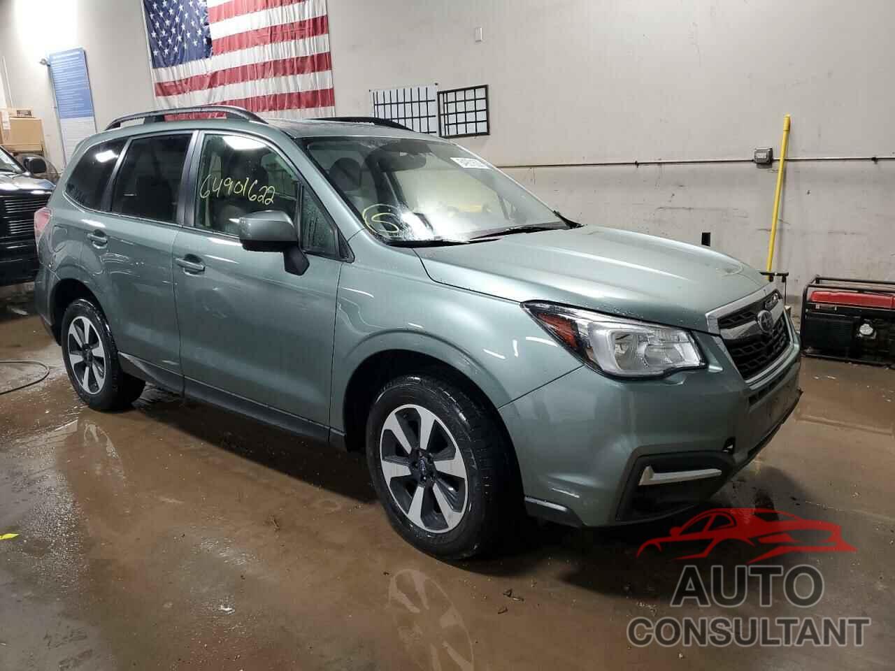 SUBARU FORESTER 2018 - JF2SJAEC4JH403000