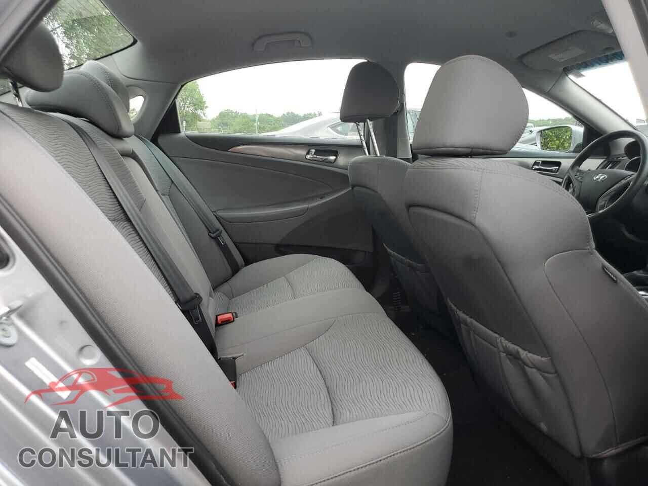 HYUNDAI SONATA 2014 - KMHEC4A44EA117986