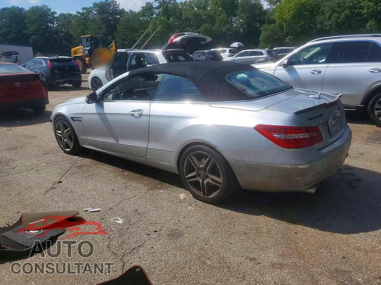 MERCEDES-BENZ E-CLASS 2012 - WDDKK5KF7CF155685
