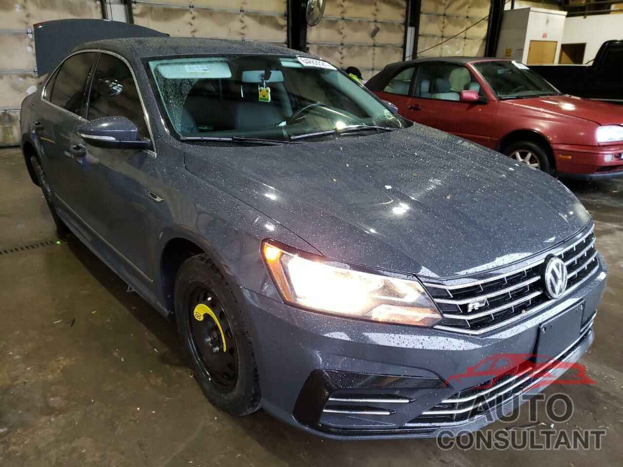 VOLKSWAGEN PASSAT 2017 - 1VWDT7A32HC047399