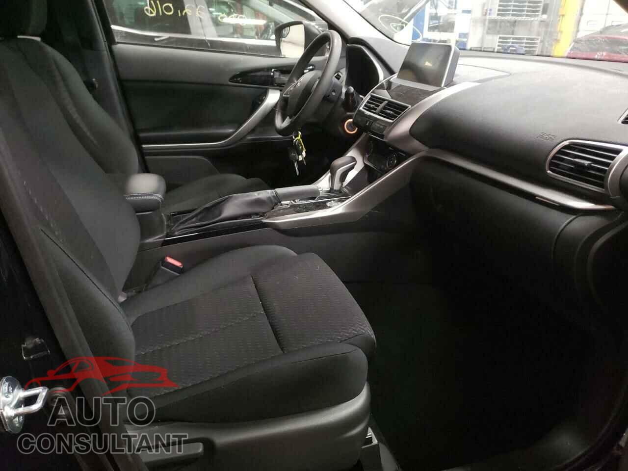 MITSUBISHI ECLIPSE 2018 - JA4AT4AA4JZ070344