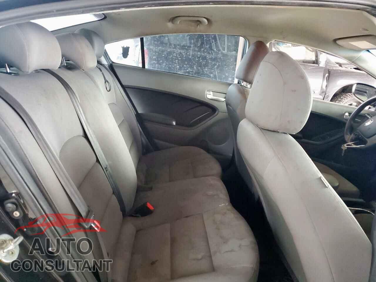 KIA FORTE 2017 - 3KPFK4A76HE080320