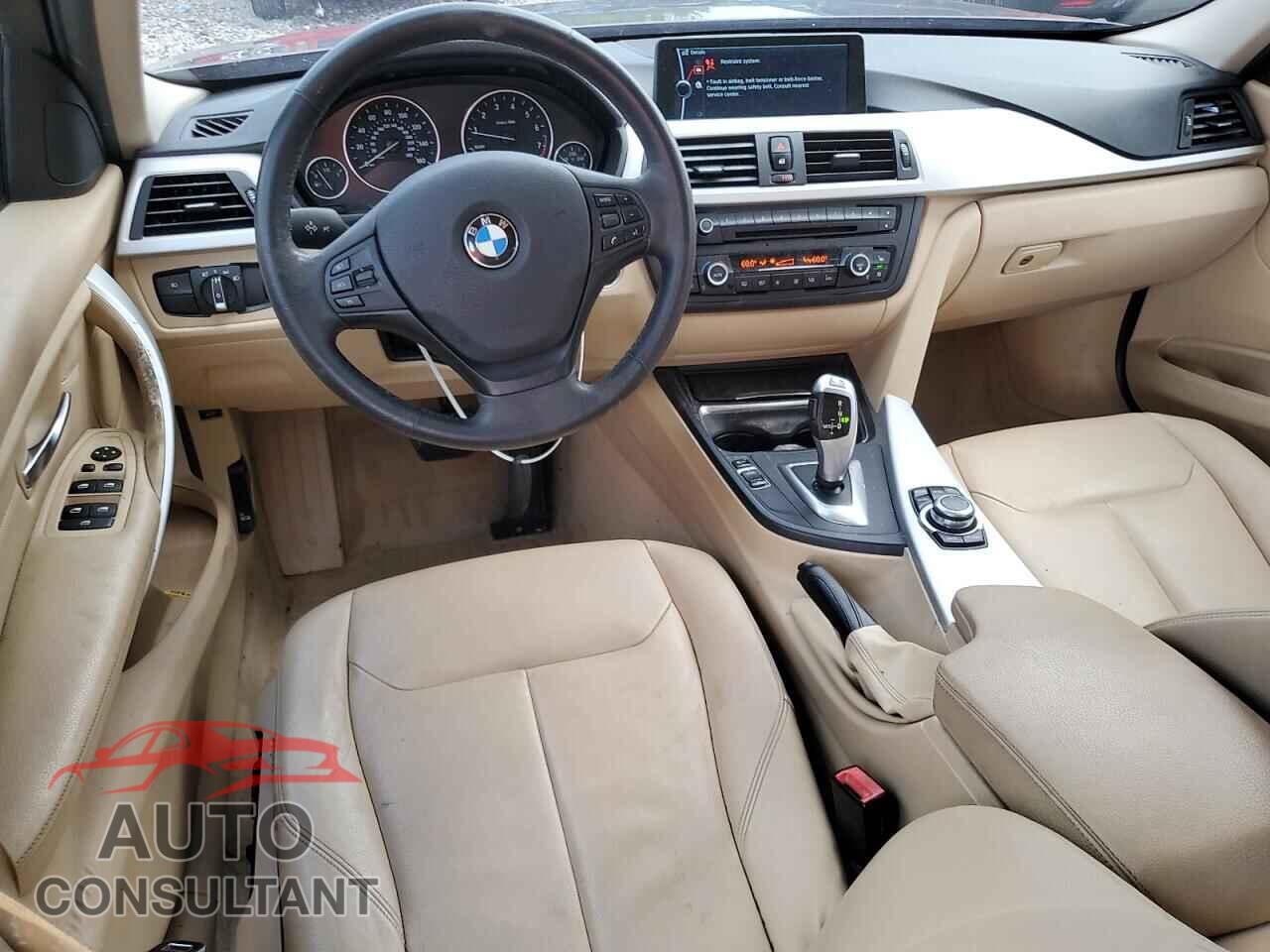 BMW 3 SERIES 2012 - WBA3A5C55CF257541