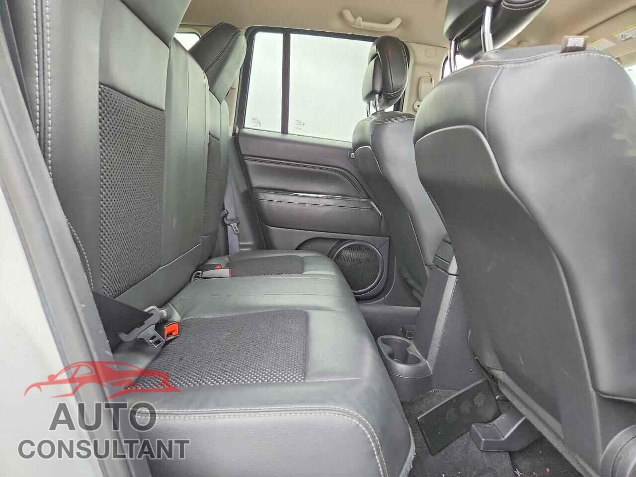 JEEP COMPASS 2015 - 1C4NJDEB8FD333410