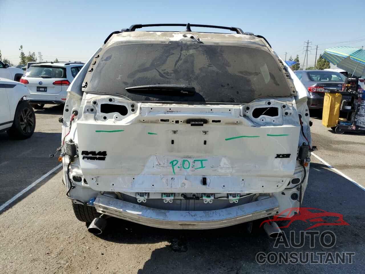 TOYOTA RAV4 2022 - JTMEB3FV9ND094240