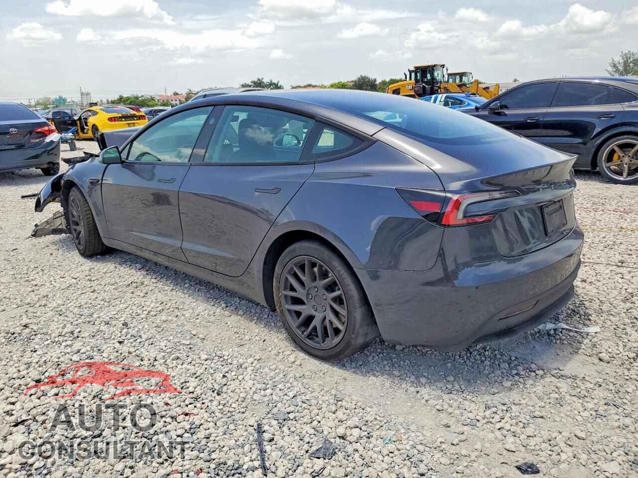 TESLA MODEL 3 2025 - 5YJ3E1EA3SF027476