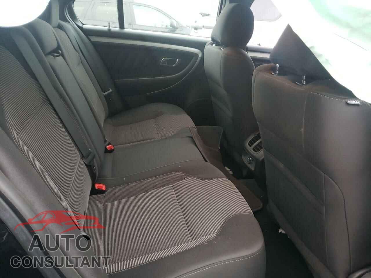 FORD TAURUS 2017 - 1FAHP2E89HG127637