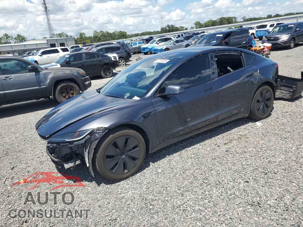 TESLA MODEL 3 2024 - 5YJ3E1EA3RF756796