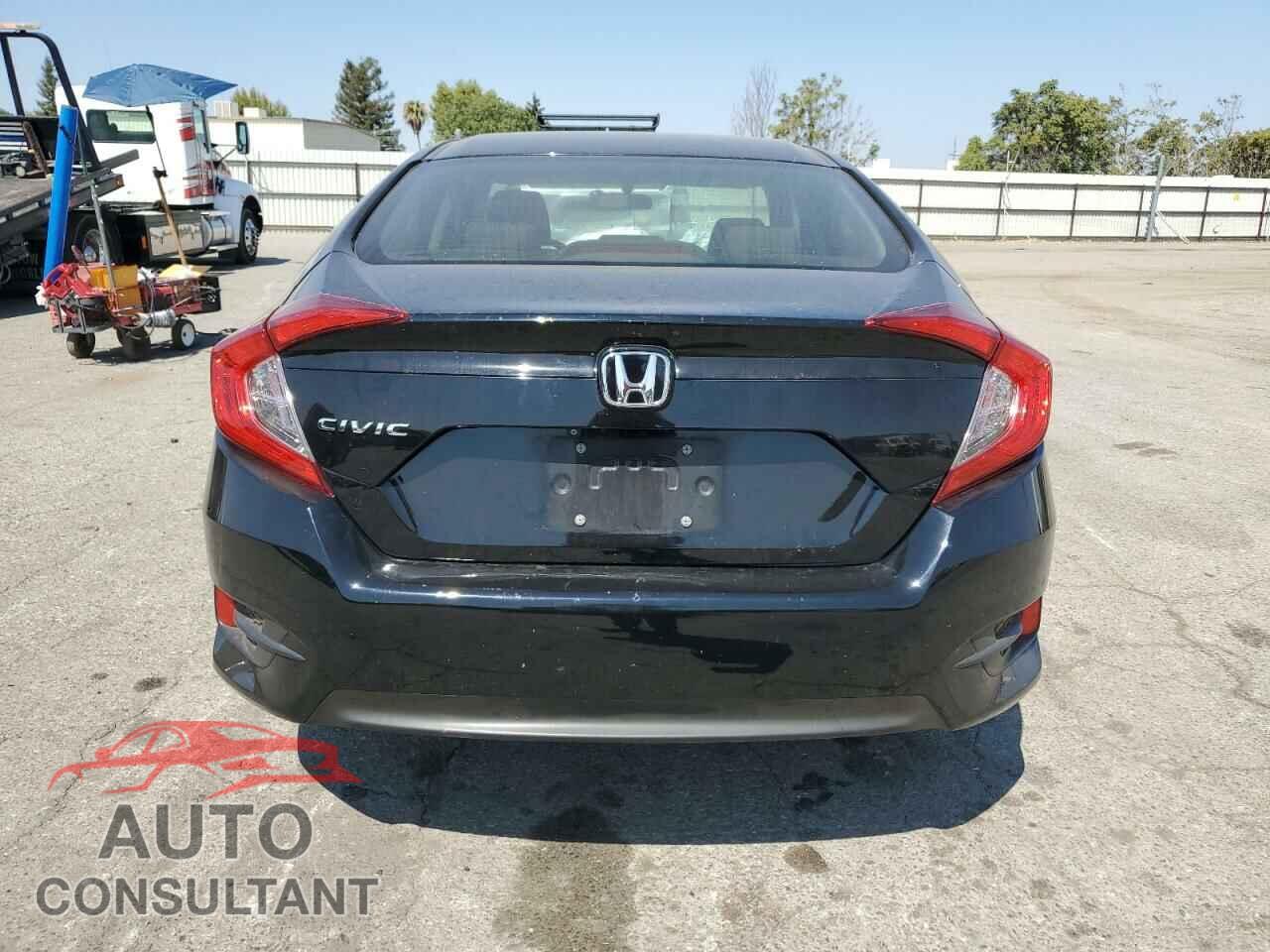 HONDA CIVIC 2017 - 2HGFC2F58HH552631
