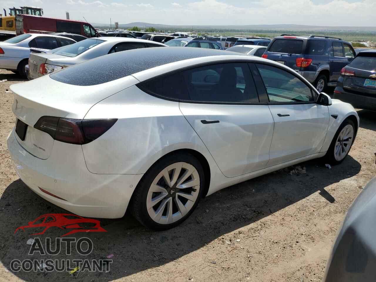 TESLA MODEL 3 2022 - 5YJ3E1EB4NF270839