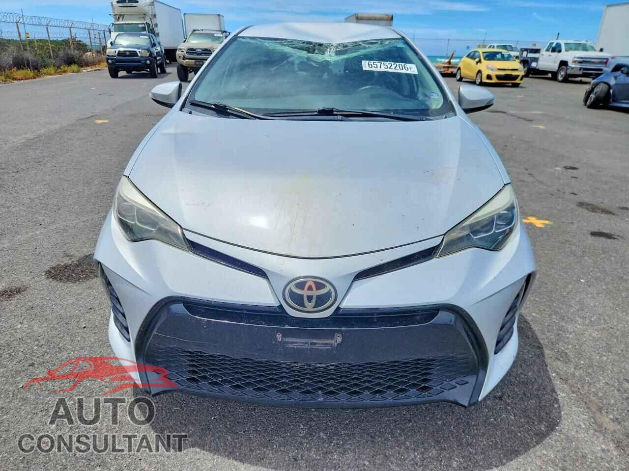 TOYOTA COROLLA 2017 - 2T1BURHEXHC870941