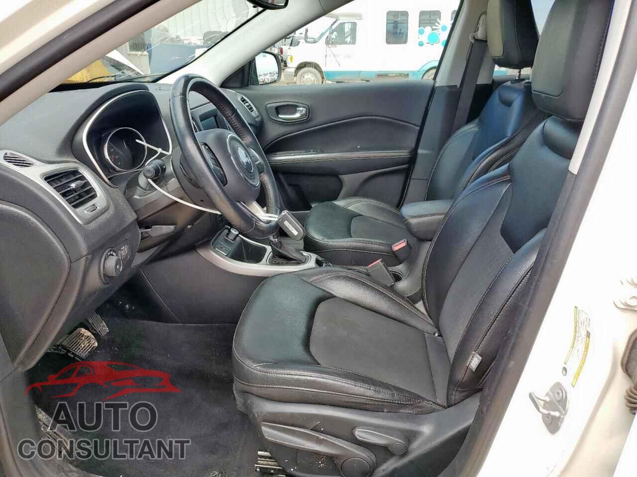 JEEP COMPASS 2019 - 3C4NJCBB6KT651934
