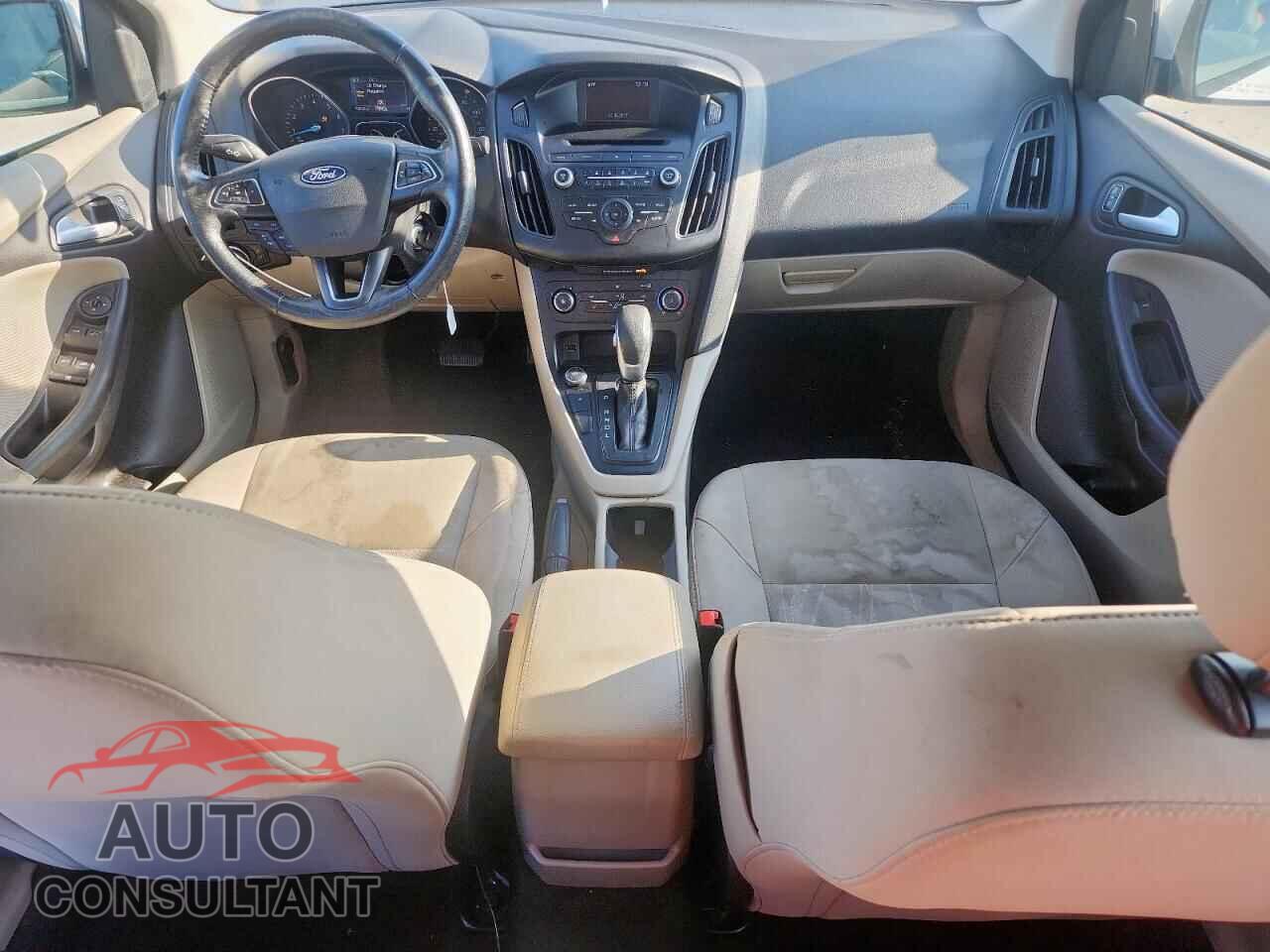 FORD FOCUS 2017 - 1FADP3F28HL306810