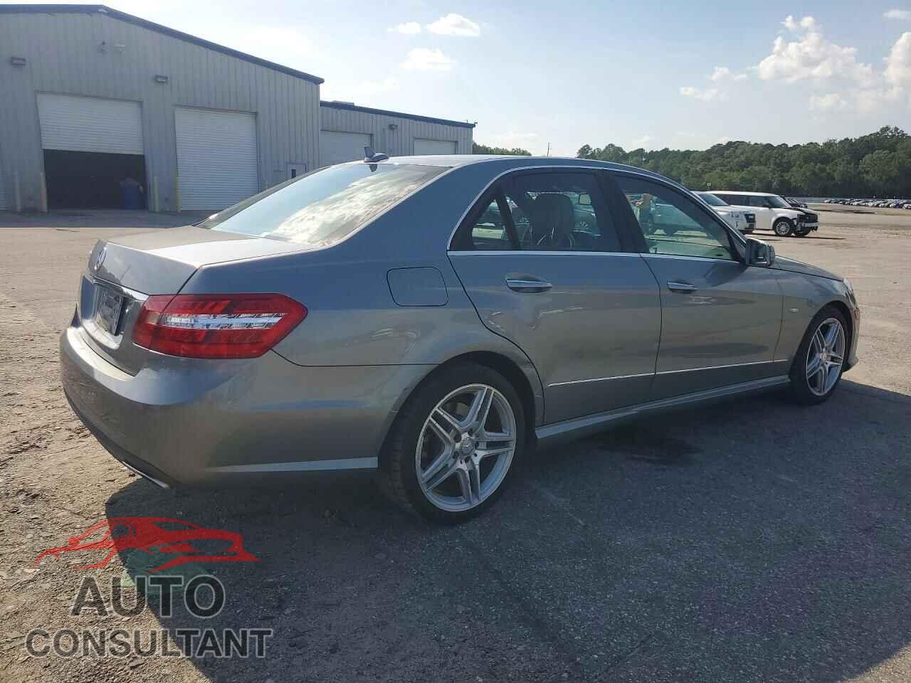 MERCEDES-BENZ E-CLASS 2012 - WDDHF5KB6CA570666