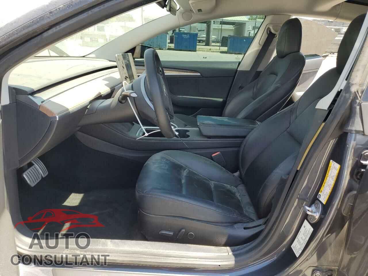 TESLA MODEL 3 2021 - 5YJ3E1EC5MF065067