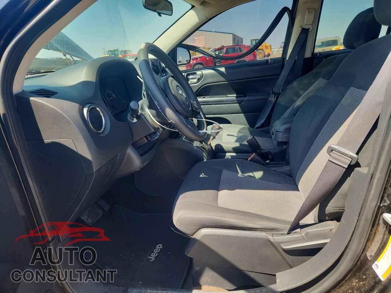 JEEP COMPASS 2015 - 1C4NJCBA5FD313606