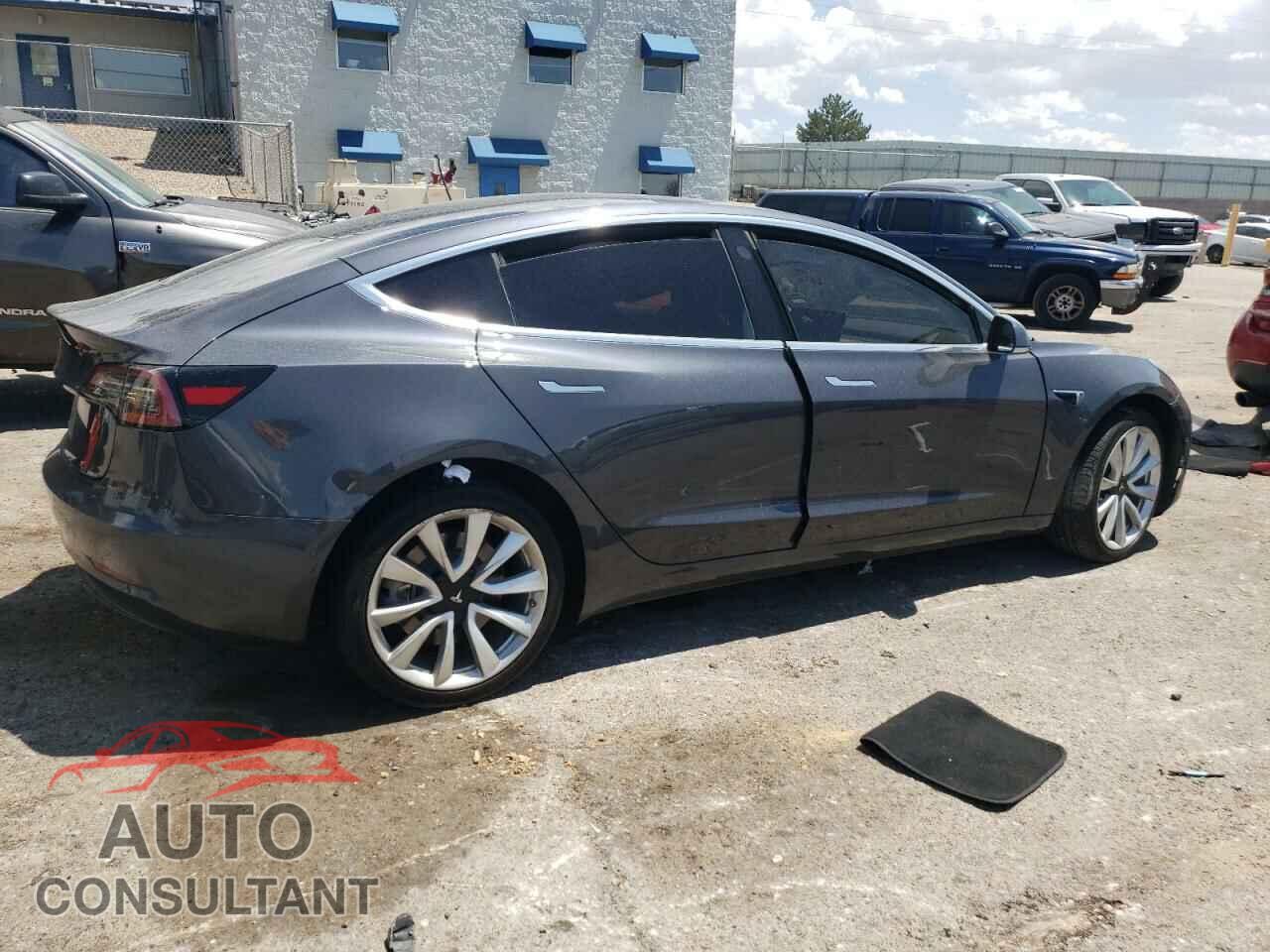 TESLA MODEL 3 2018 - 5YJ3E1EA3JF042932