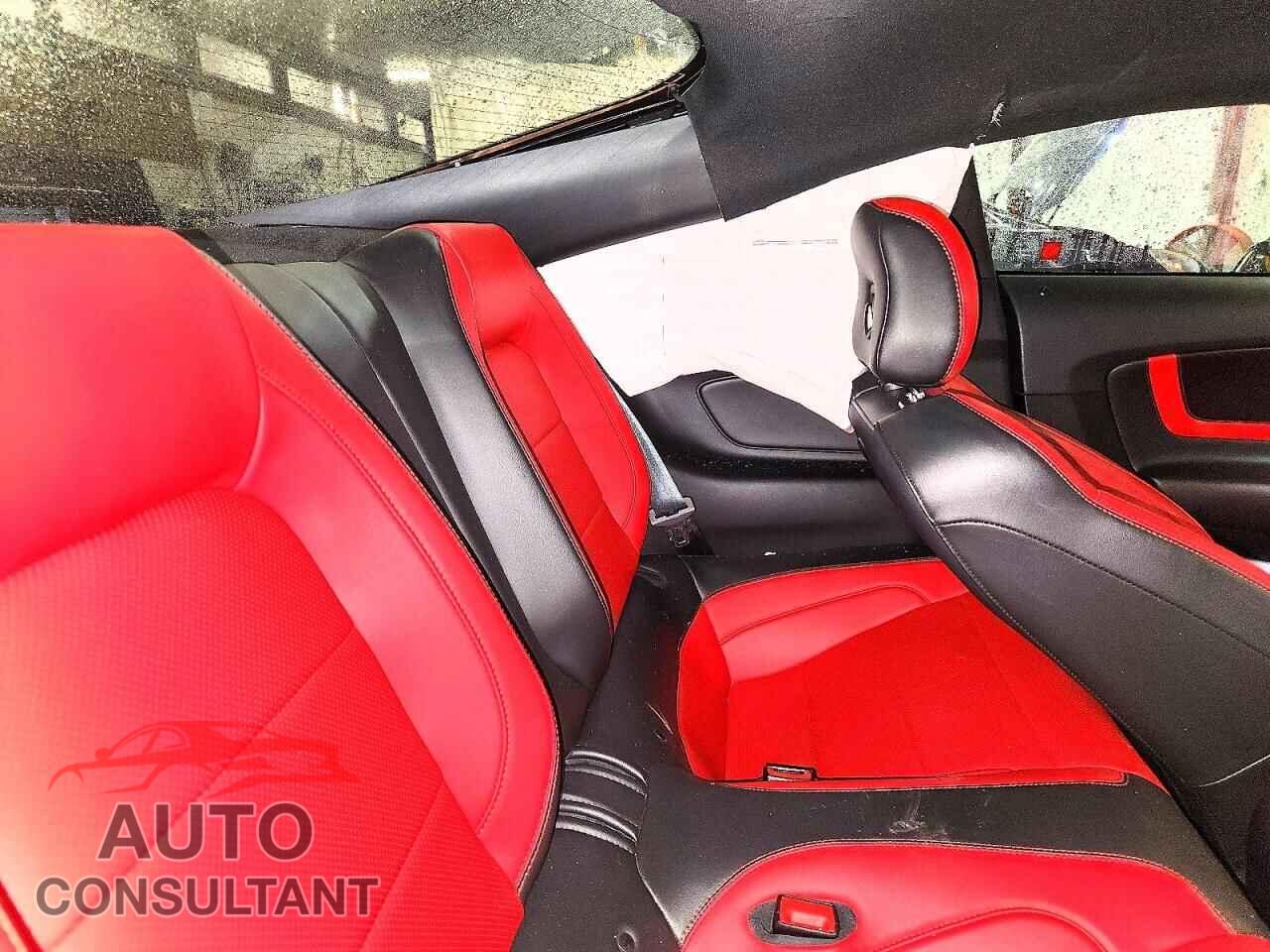 FORD MUSTANG 2018 - 1FA6P8CFXJ5154908