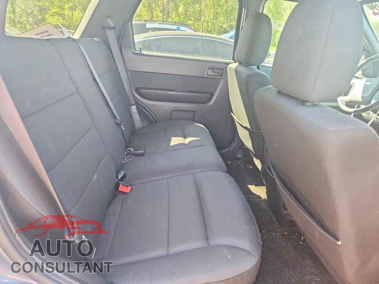 FORD ESCAPE 2011 - 1FMCU0D72BKC33860