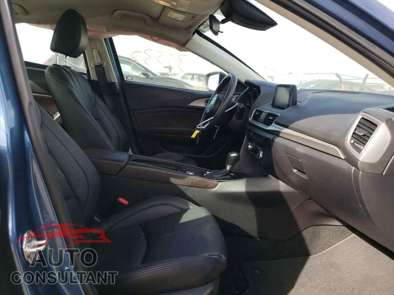 MAZDA 3 2017 - 3MZBN1V71HM126363