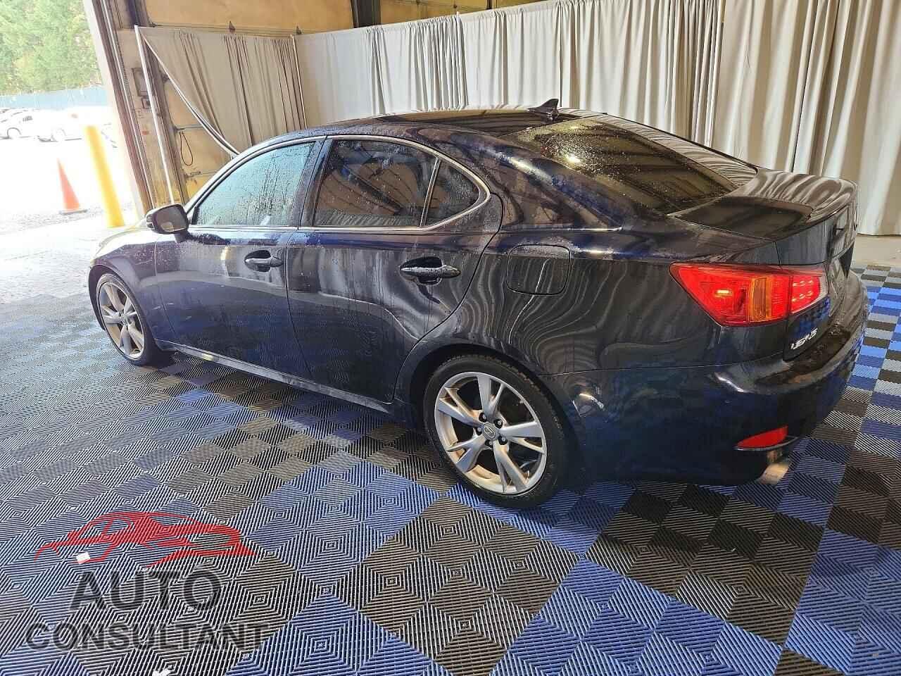 LEXUS IS 2010 - JTHBF5C23A5123165